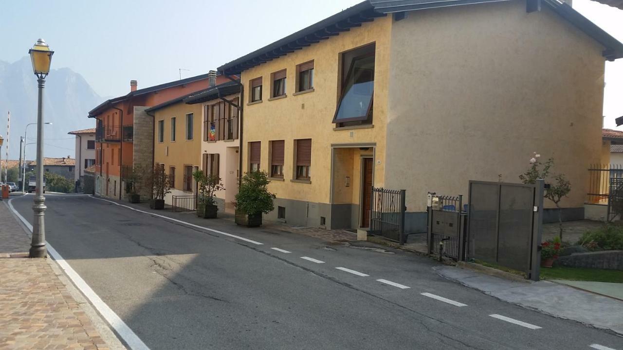 Appartamento Clivo Solto Collina Exteriör bild